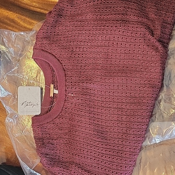 Free People H2O Crew Pullover Sweater Top NEW! Raw Garnet - Picture 6 of 8